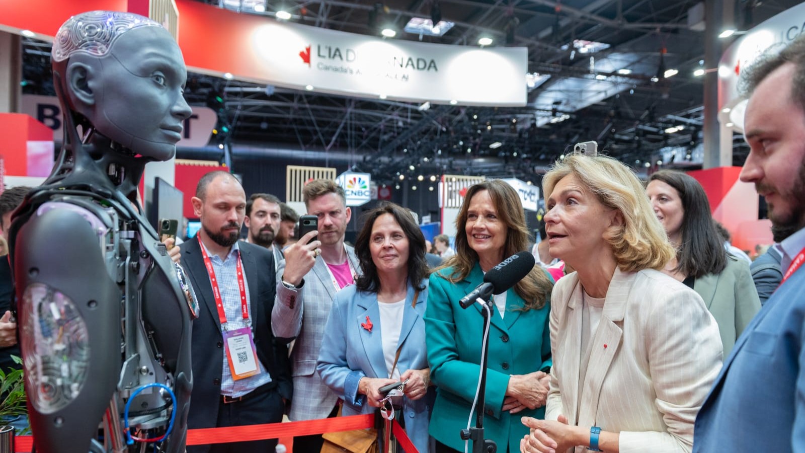 The Humanoid Robot Boom Sweeps the Globe — From Paris VivaTech to Foxconn Factories in the U.S., Taiwan’s Key Role in the Tech Industry Emerges.png